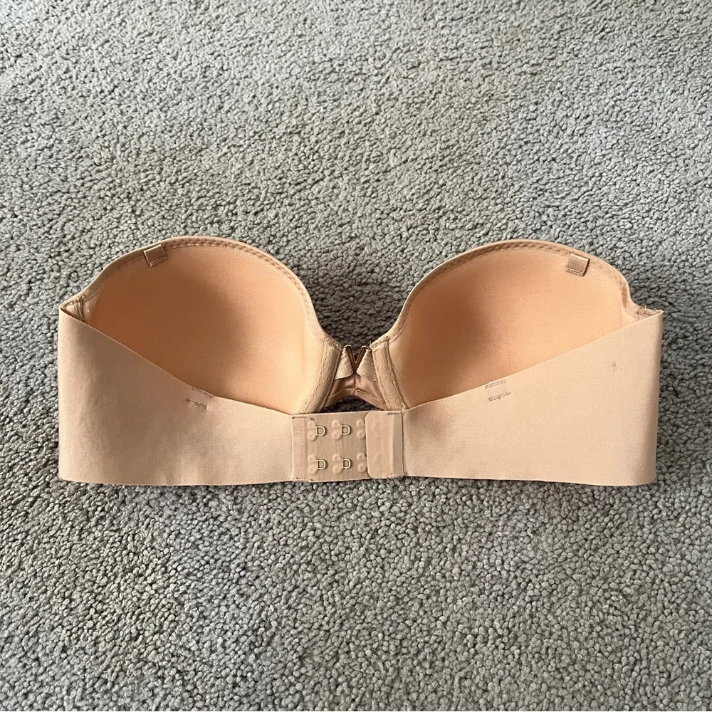 Victoria’s Secret Illusions Strapless Bra - Picture 3 of 7